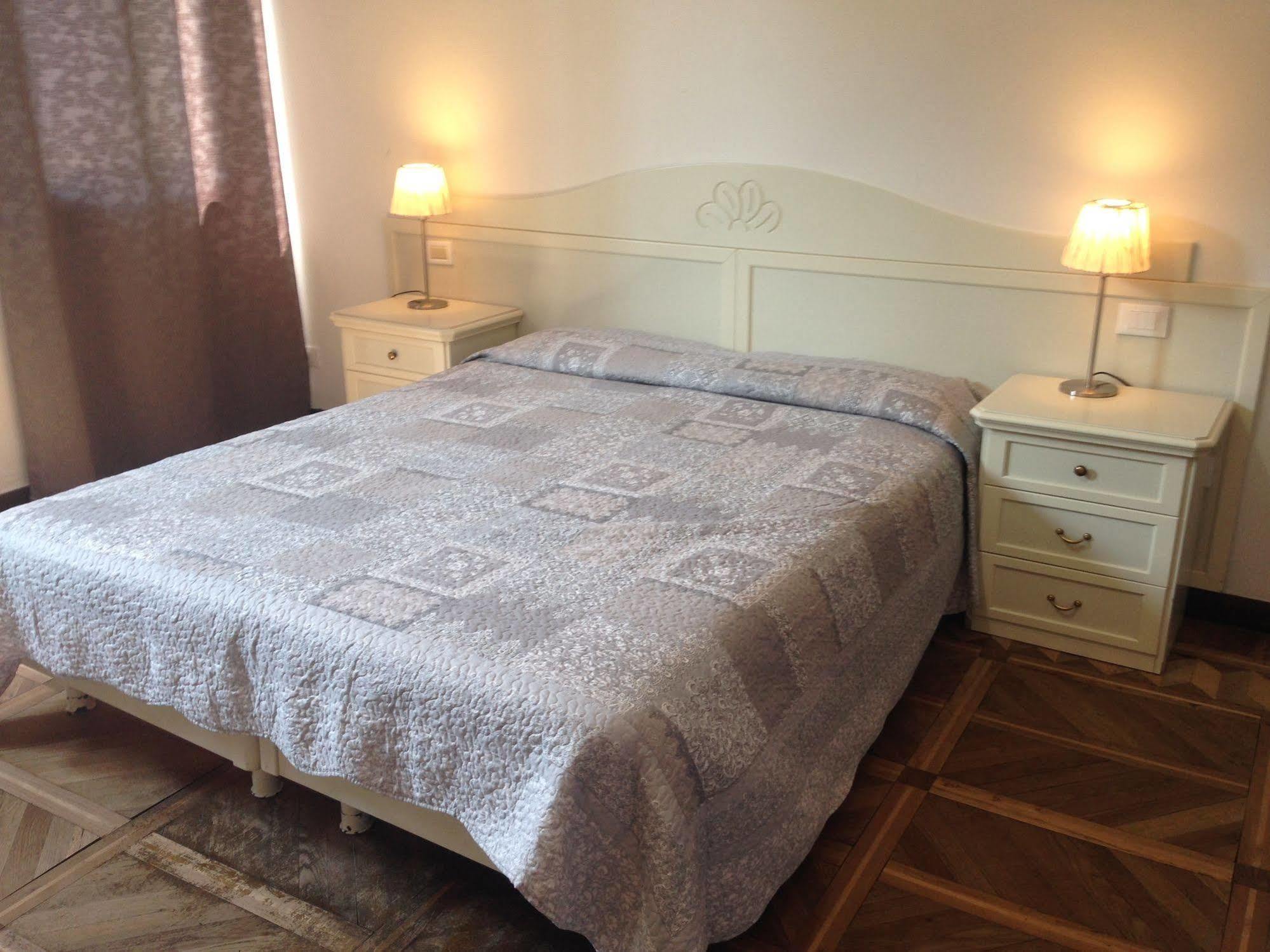 Guest House Loredana Venetië Buitenkant foto